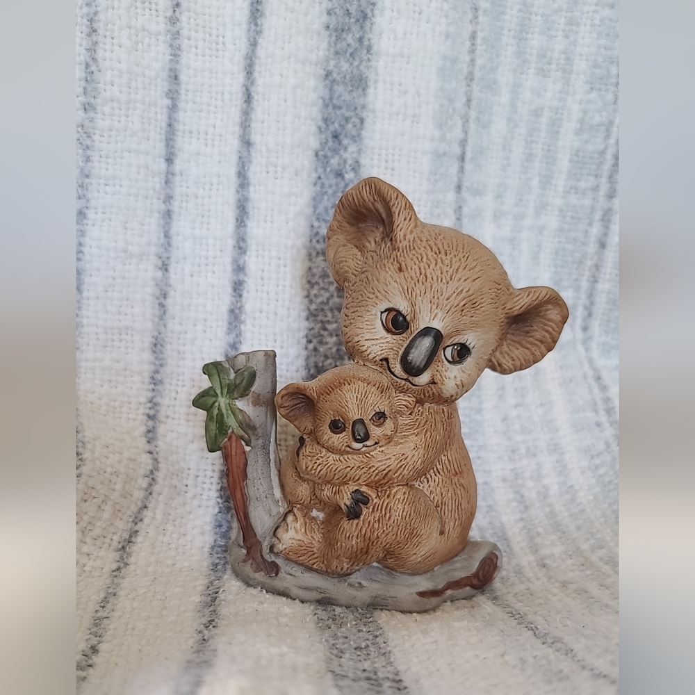 Vintage Koala Bears Figurine - George Good  Made In Korea
